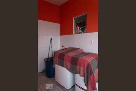 Casa à venda com 100m², 2 quartos e 1 vaga Casa à venda com 100m², 2 quartos e 1 vagaÁrea de Serviço