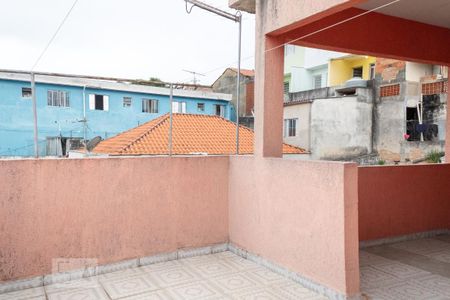 Casa à venda com 100m², 2 quartos e 1 vaga Casa à venda com 100m², 2 quartos e 1 vagaTerraço