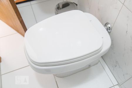 Casa à venda com 165m², 3 quartos e 2 vagasBanheiro Social