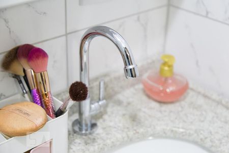 Casa à venda com 165m², 3 quartos e 2 vagasBanheiro do Quarto 2