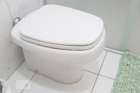 Casa à venda com 165m², 3 quartos e 2 vagasBanheiro Social