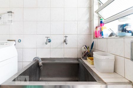 Casa à venda com 287m², 4 quartos e 6 vagas Casa à venda com 287m², 4 quartos e 6 vagasLavanderia - Tanque