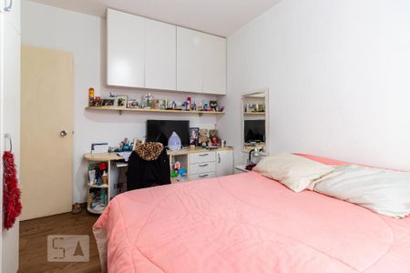 Casa à venda com 287m², 4 quartos e 6 vagas Casa à venda com 287m², 4 quartos e 6 vagasQuarto 3