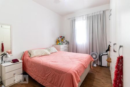 Casa à venda com 287m², 4 quartos e 6 vagas Casa à venda com 287m², 4 quartos e 6 vagasQuarto 3