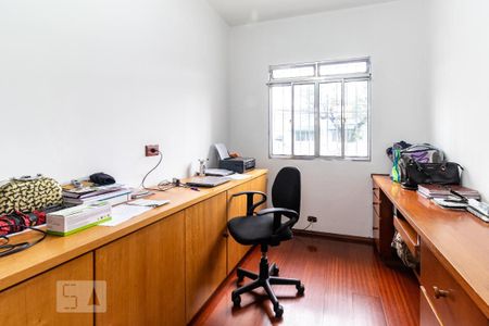 Casa à venda com 287m², 4 quartos e 6 vagas Casa à venda com 287m², 4 quartos e 6 vagasQuarto 1