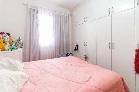 Casa à venda com 287m², 4 quartos e 6 vagas Casa à venda com 287m², 4 quartos e 6 vagasQuarto 3