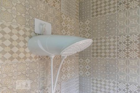 Apartamento à venda com 144m², 2 quartos e 2 vagasChuveiro