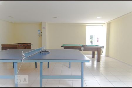 Apartamento para alugar com 55m², 2 quartos e 1 vaga Apartamento para alugar com 55m², 2 quartos e 1 vagaÁrea comum - Salão de Jogos