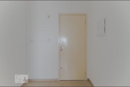 Apartamento para alugar com 55m², 2 quartos e 1 vaga Apartamento para alugar com 55m², 2 quartos e 1 vagaEntrada