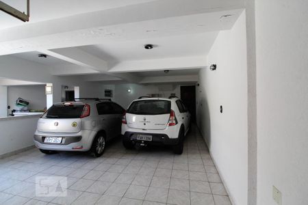 Casa para alugar com 320m², 3 quartos e 4 vagas Casa para alugar com 320m², 3 quartos e 4 vagasGaragem