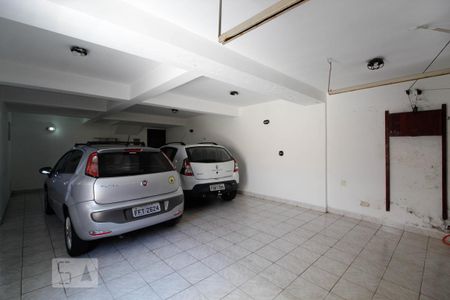 Casa para alugar com 320m², 3 quartos e 4 vagas Casa para alugar com 320m², 3 quartos e 4 vagasGaragem