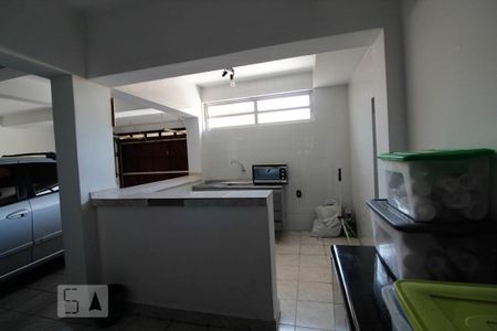 Casa para alugar com 320m², 3 quartos e 4 vagas Casa para alugar com 320m², 3 quartos e 4 vagasEdícula