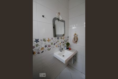 Lavabo de casa para alugar com 3 quartos, 320m² em Jardim Santa Mena, Guarulhos