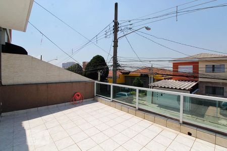 Varanda de casa para alugar com 3 quartos, 320m² em Jardim Santa Mena, Guarulhos