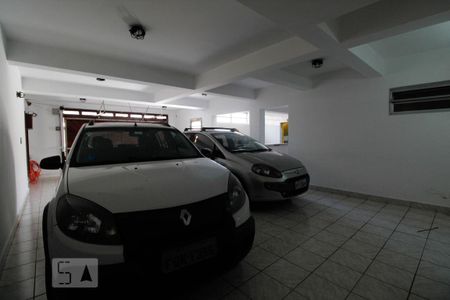 Casa para alugar com 320m², 3 quartos e 4 vagas Casa para alugar com 320m², 3 quartos e 4 vagasGaragem
