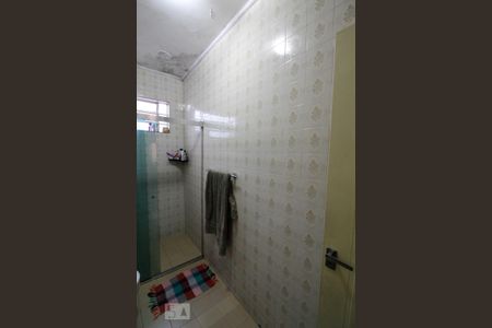 Casa para alugar com 320m², 3 quartos e 4 vagas Casa para alugar com 320m², 3 quartos e 4 vagasBanheiro da Suíte