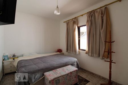 Casa para alugar com 320m², 3 quartos e 4 vagas Casa para alugar com 320m², 3 quartos e 4 vagasQuarto 1
