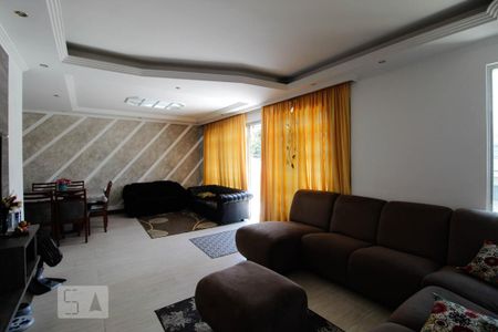Sala de casa para alugar com 3 quartos, 320m² em Jardim Santa Mena, Guarulhos