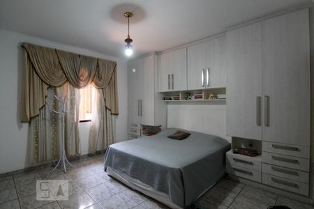 Casa para alugar com 320m², 3 quartos e 4 vagas Casa para alugar com 320m², 3 quartos e 4 vagasSuíte