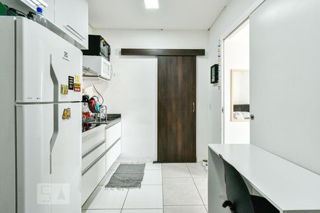 Sala e Cozinha de apartamento à venda com 1 quarto, 37m² em República, São Paulo