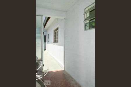 Casa à venda com 70m², 1 quarto e 1 vaga Casa à venda com 70m², 1 quarto e 1 vagaENTRADA