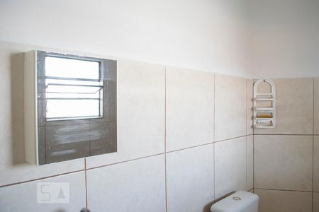 Casa à venda com 70m², 1 quarto e 1 vaga Casa à venda com 70m², 1 quarto e 1 vagaBANHEIRO