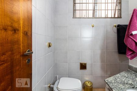 Casa à venda com 200m², 3 quartos e 1 vagaBanheiro Suite