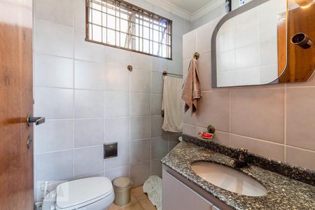 Casa à venda com 200m², 3 quartos e 1 vagaBanheiro 2