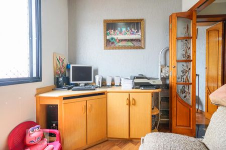 Apartamento à venda com 70m², 3 quartos e 2 vagasQuarto 02