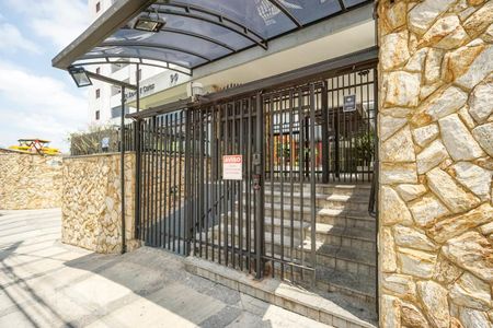 Apartamento à venda com 70m², 3 quartos e 2 vagasFachada