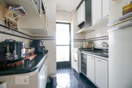 Apartamento à venda com 70m², 3 quartos e 2 vagasCozinha
