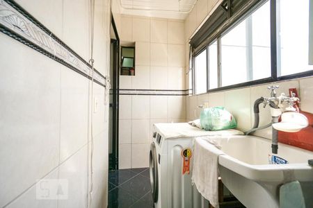 Apartamento à venda com 70m², 3 quartos e 2 vagasÁrea de serviço