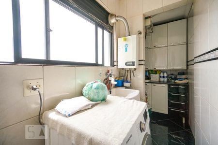 Apartamento à venda com 70m², 3 quartos e 2 vagasÁrea de serviço