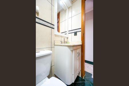 Apartamento à venda com 70m², 3 quartos e 2 vagasBanheiro social