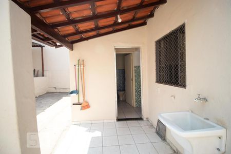 Casa para alugar com 80m², 2 quartos e 2 vagasÁrea de Serviço