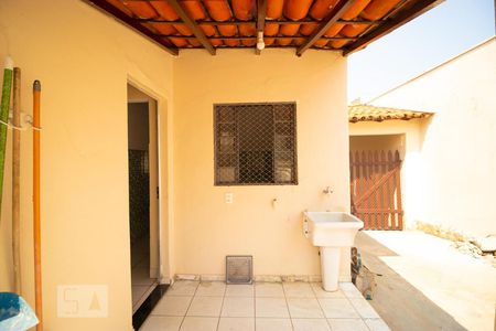 Casa para alugar com 80m², 2 quartos e 2 vagasÁrea de Serviço