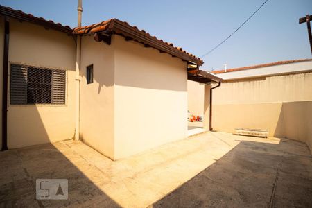 Casa para alugar com 80m², 2 quartos e 2 vagasQuintal