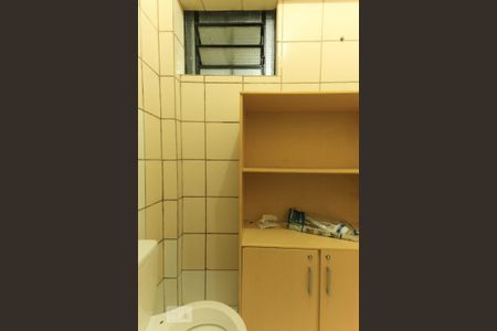 Casa à venda com 170m², 3 quartos e 5 vagas Casa à venda com 170m², 3 quartos e 5 vagasBanheiro