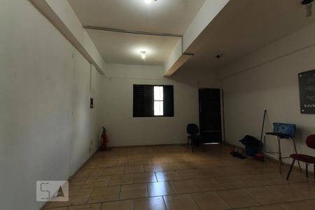 Sala de casa à venda com 3 quartos, 170m² em Partenon, Porto Alegre