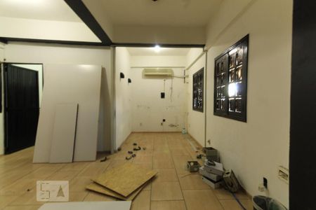 Casa à venda com 170m², 3 quartos e 5 vagas Casa à venda com 170m², 3 quartos e 5 vagasQuarto 2