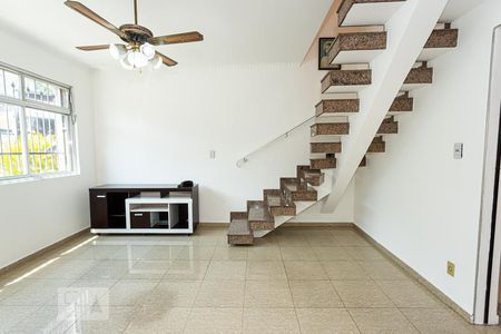 Sala de casa à venda com 2 quartos, 147m² em Vila Graciosa, São Paulo