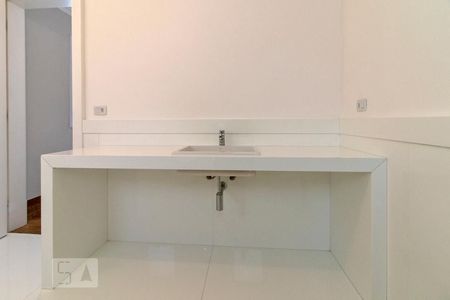 Casa à venda com 750m², 4 quartos e 15 vagasBanheiro da Suíte 2