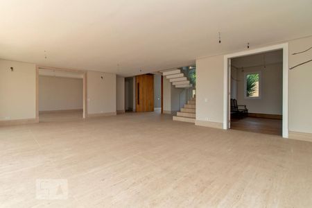 Sala 1 de casa à venda com 4 quartos, 750m² em Jardim Leonor, São Paulo