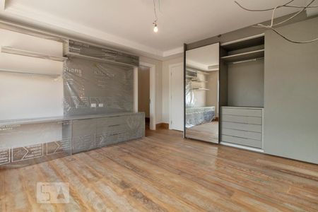 Casa à venda com 750m², 4 quartos e 15 vagasSuíte 1