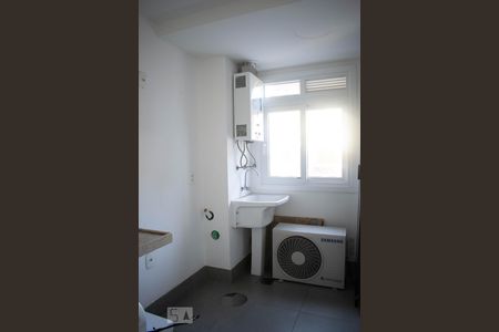 Cozinha de apartamento para alugar com 2 quartos, 62m² em Glória, Porto Alegre