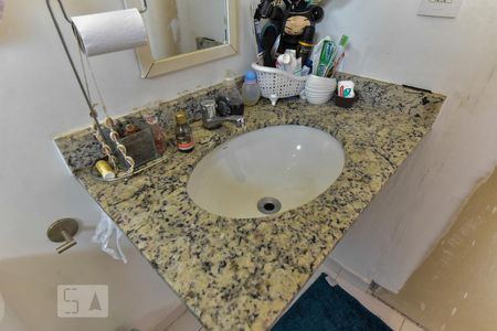 Apartamento à venda com 104m², 3 quartos e 2 vagasBanheiro da Suíte 1