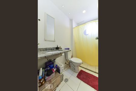 Apartamento à venda com 104m², 3 quartos e 2 vagasBanheiro da Suíte 2