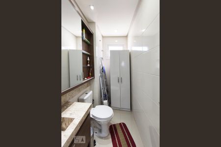Apartamento para alugar com 70m², 2 quartos e 2 vagas Apartamento para alugar com 70m², 2 quartos e 2 vagasBanheiro 2