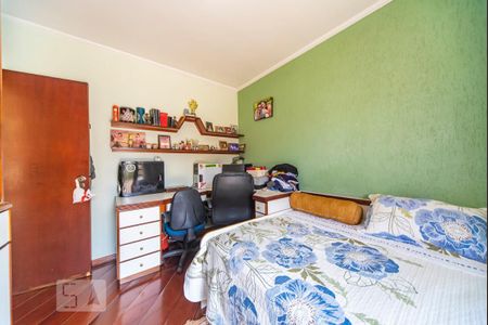 Casa à venda com 500m², 4 quartos e 4 vagas Casa à venda com 500m², 4 quartos e 4 vagasQuarto 1