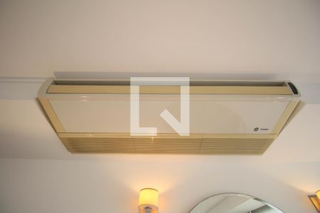 Sala de apartamento à venda com 3 quartos, 140m² em Vila Suzana, São Paulo